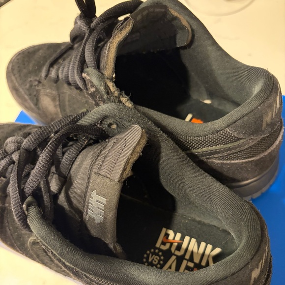 Undefeated Dunks - Picture 9 of 9